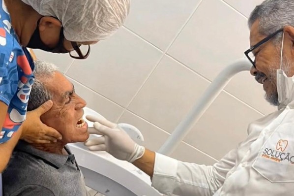 Buritirana conclui entrega de próteses dentárias do “Brasil Sorridente”