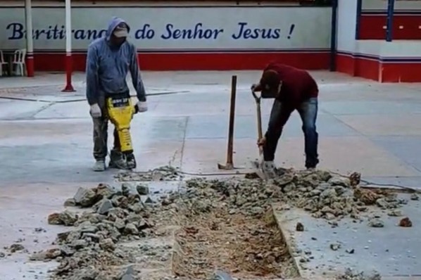 Prefeitura revitaliza praça de eventos; obras de  drenagens também avançam em Buritirana